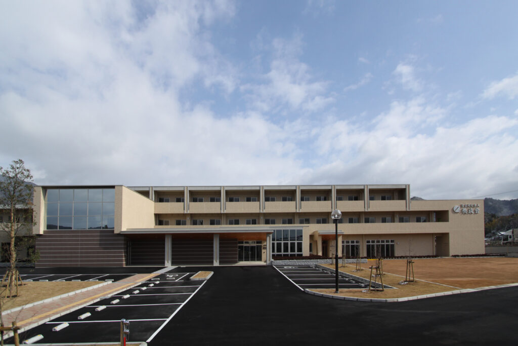 いちれつ学園・ひのもと青年寮